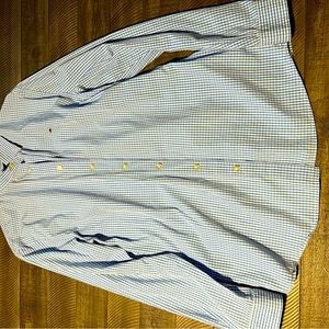 Vineyard vines button down
